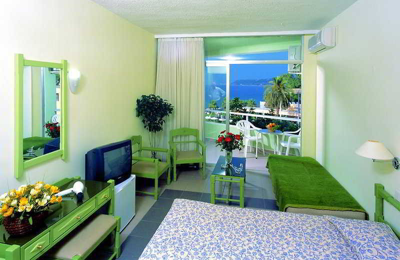 Avra Beach Resort Ixia  Kamer foto